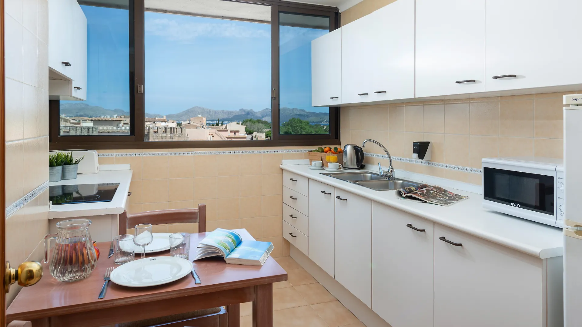 Apartamentos Carlos V Alcudia  0*, Alcudia (Mallorca) Hiszpania