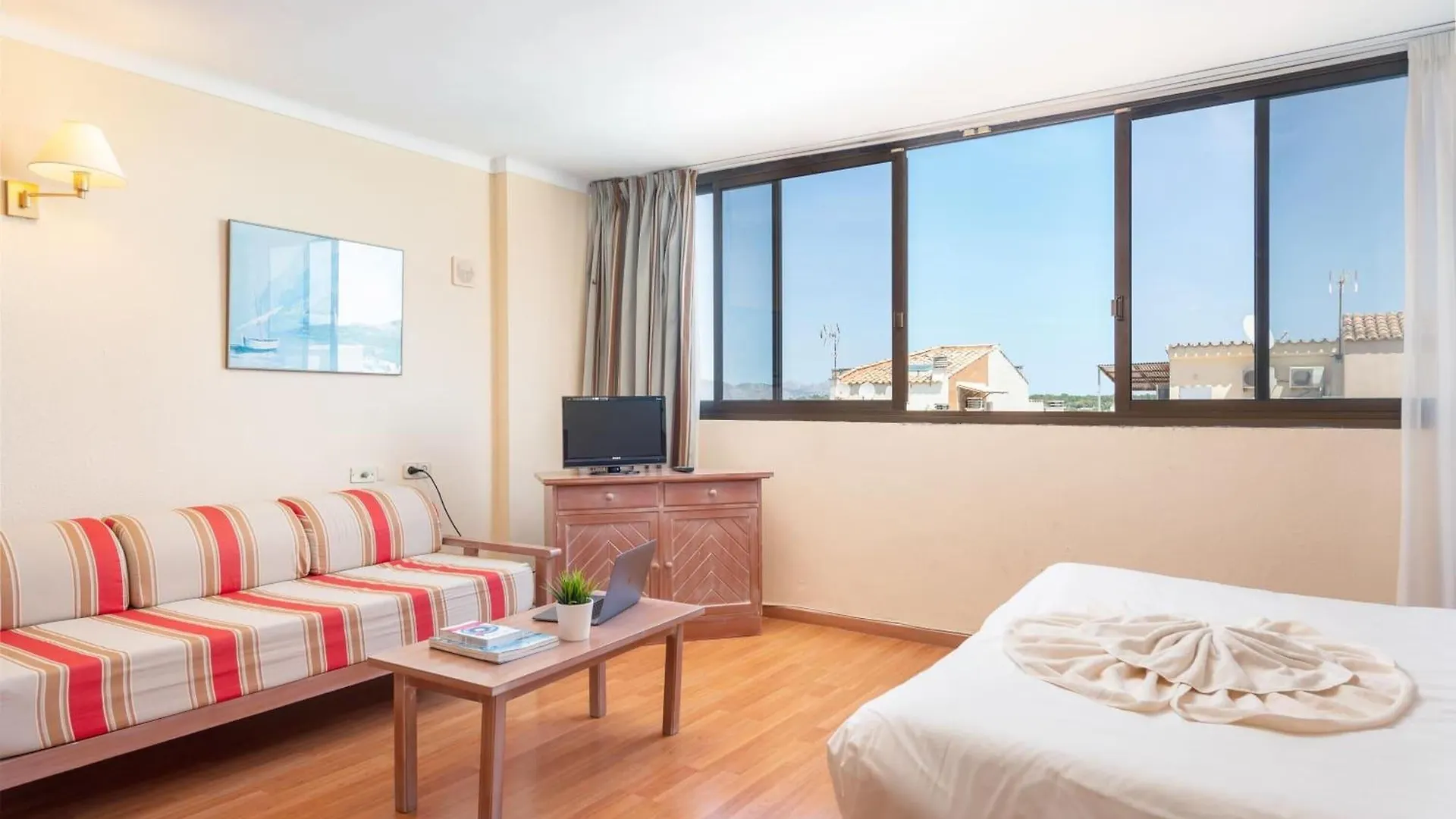 Apartamentos Carlos V Alcudia  0*, Alcudia (Mallorca) Hiszpania