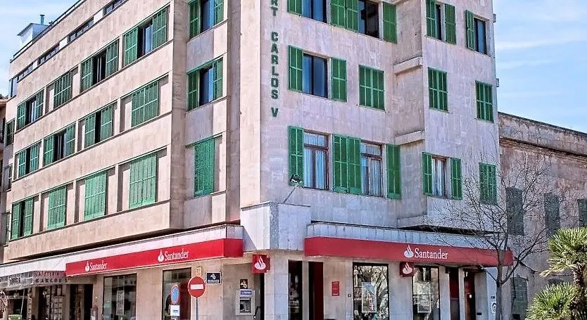 Apartamentos Carlos V Алькудия
