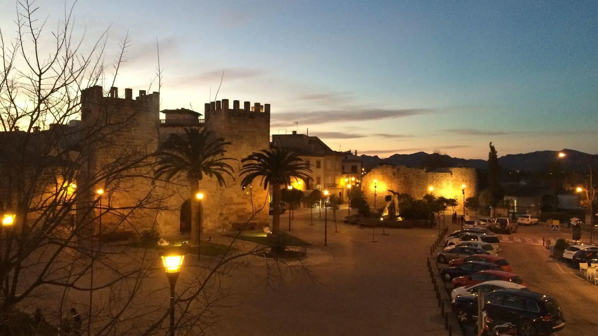 Apartamentos Carlos V Alcudia  0*, Alcudia (Mallorca)