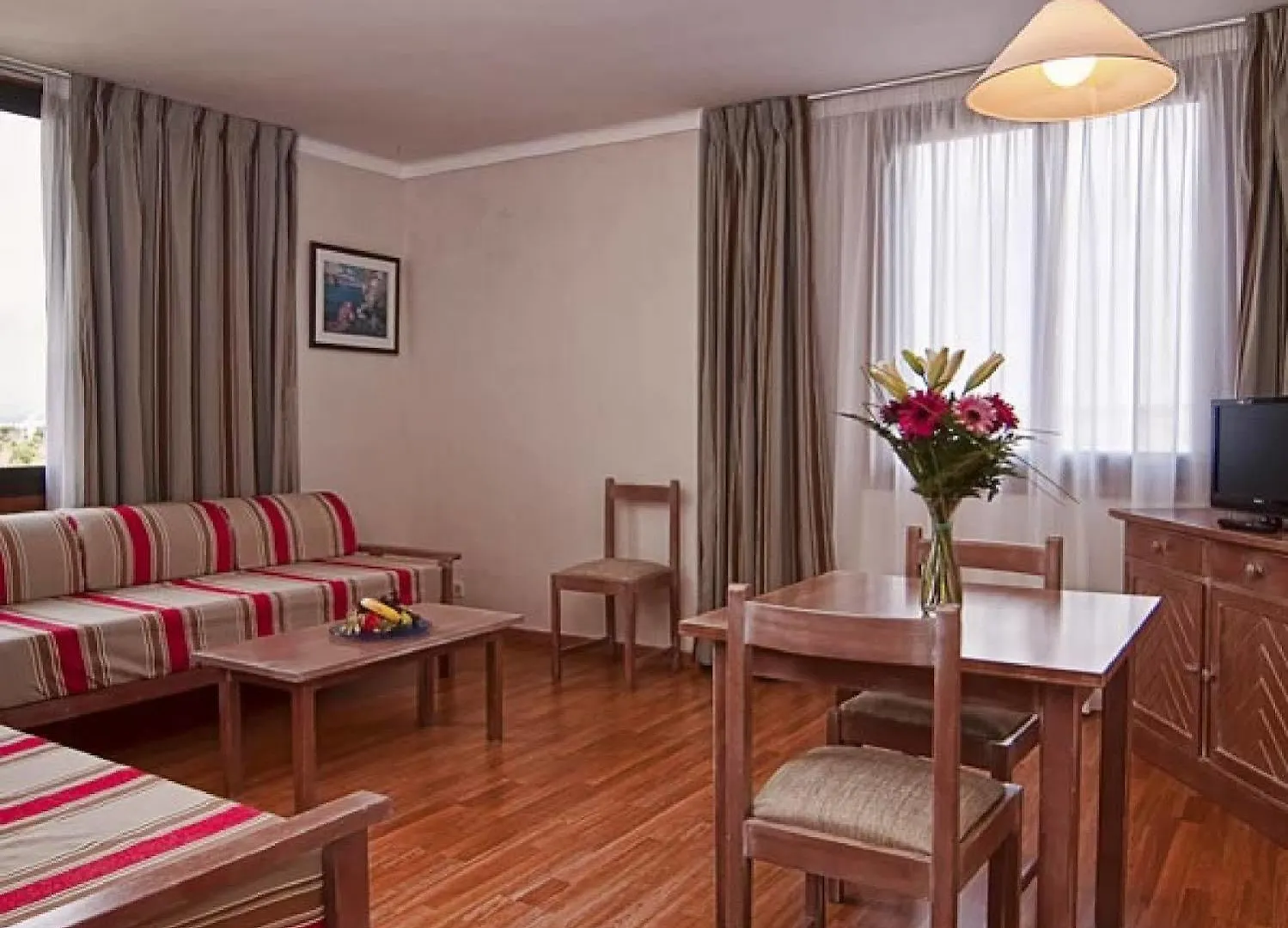 Apartamentos Carlos V Alcudia  Hiszpania